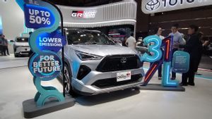 Auto2000 جاهز للاحتماء بالتكرار ياريس كروس مرتبط بالستارة البانورامية