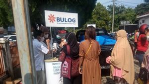 Sembako Murah bagi Warga Penerima Bansos di OKU; Pasar Digelar di Kantor Pos Baturaja