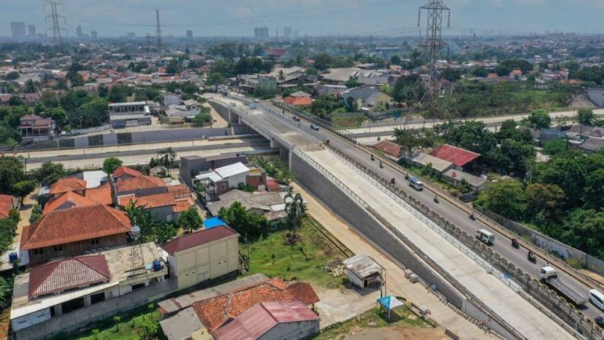 هناك تحسينات في نقطة طريق Cinere-Serpong Toll Road ، تحقق من تفاصيل الجدول الزمني