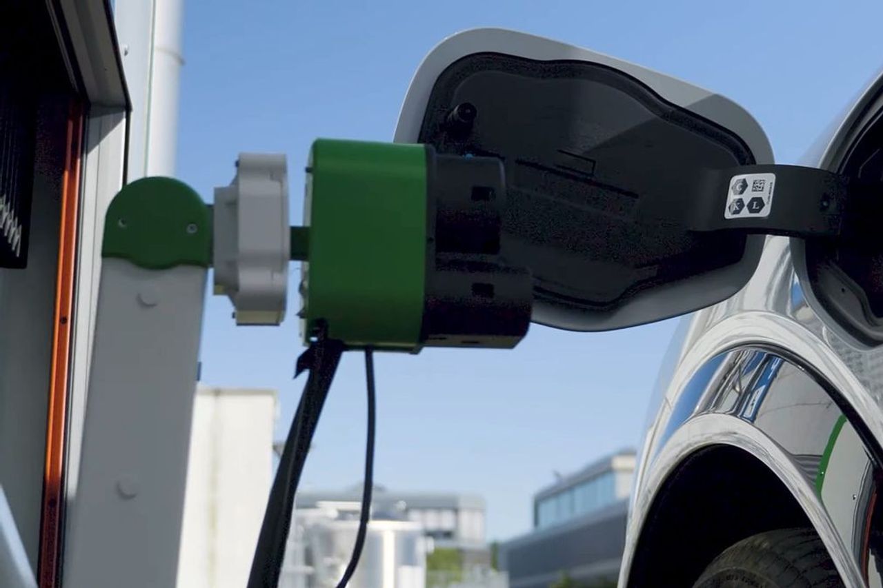 ここにあなたが知る必要がある電気自動車のバッテリー充電の3つのレベルがあります