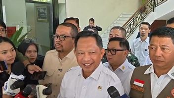 법무장관, 필요 없는 행정 여행을 줄이라고 지방장관에게 요청