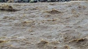 37 Pipa Air Bersih Milik PDAM Ende Raib Terbawa Banjir