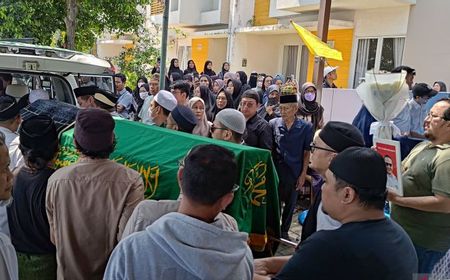 Jenazah Capten SAM Air yang Kecelakaan di Gorontalo Tiba di Rumah Duka Tangerang, Keluarga Pasrah