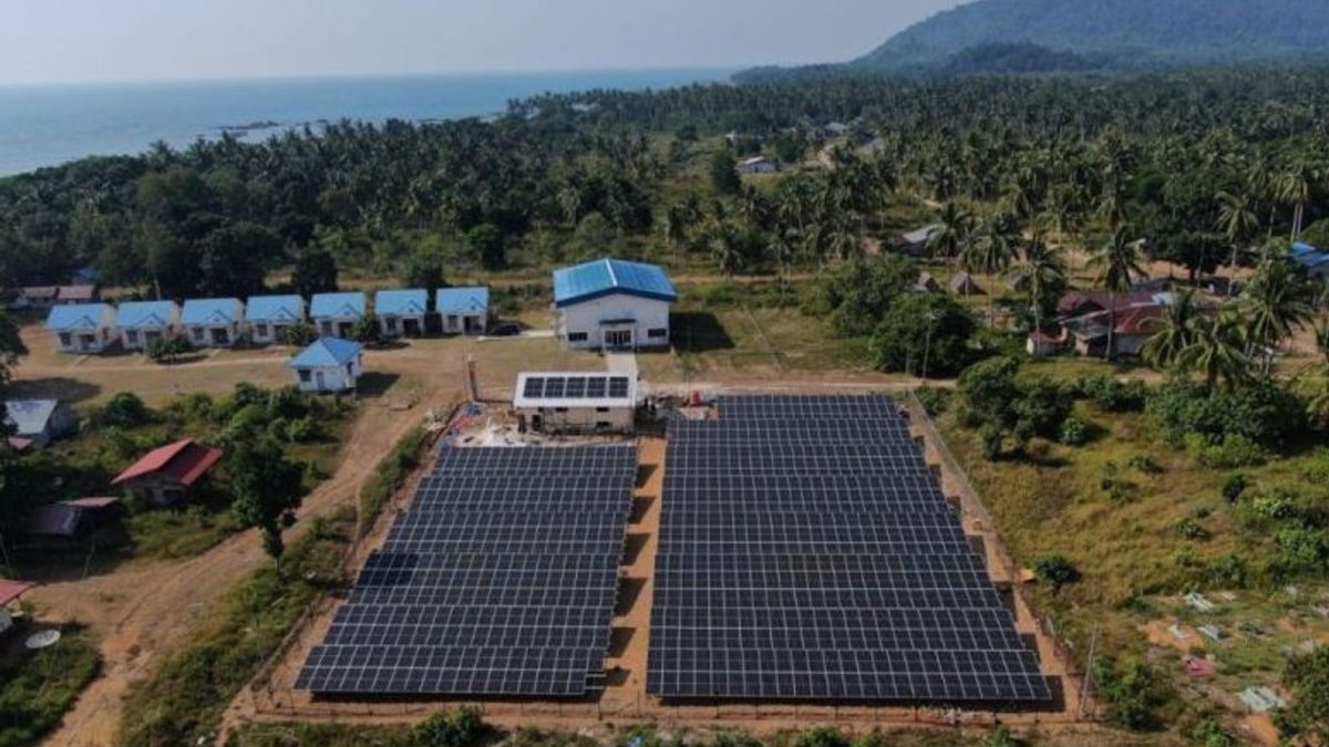 スルトのサンギヘ諸島とシタロ諸島にはPLNが建設した太陽光発電所が所有されます