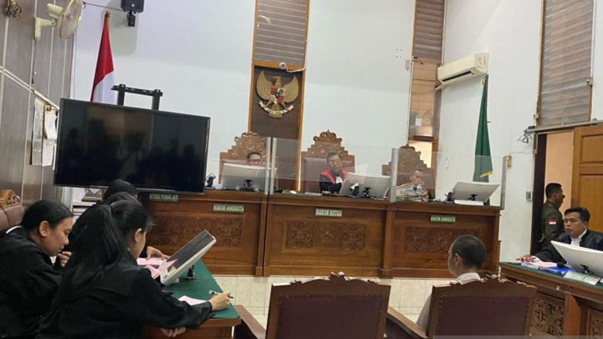 Le juge rejette le tribunal du régent Sidoarjo au large de Gus Muhdlor