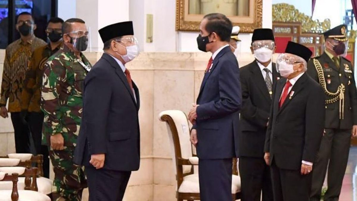 Wacana 3 Periode Presiden Tak Produktif, Sosok Qodari yang Usung Jokowi-Prabowo 2024 Dipertanyakan