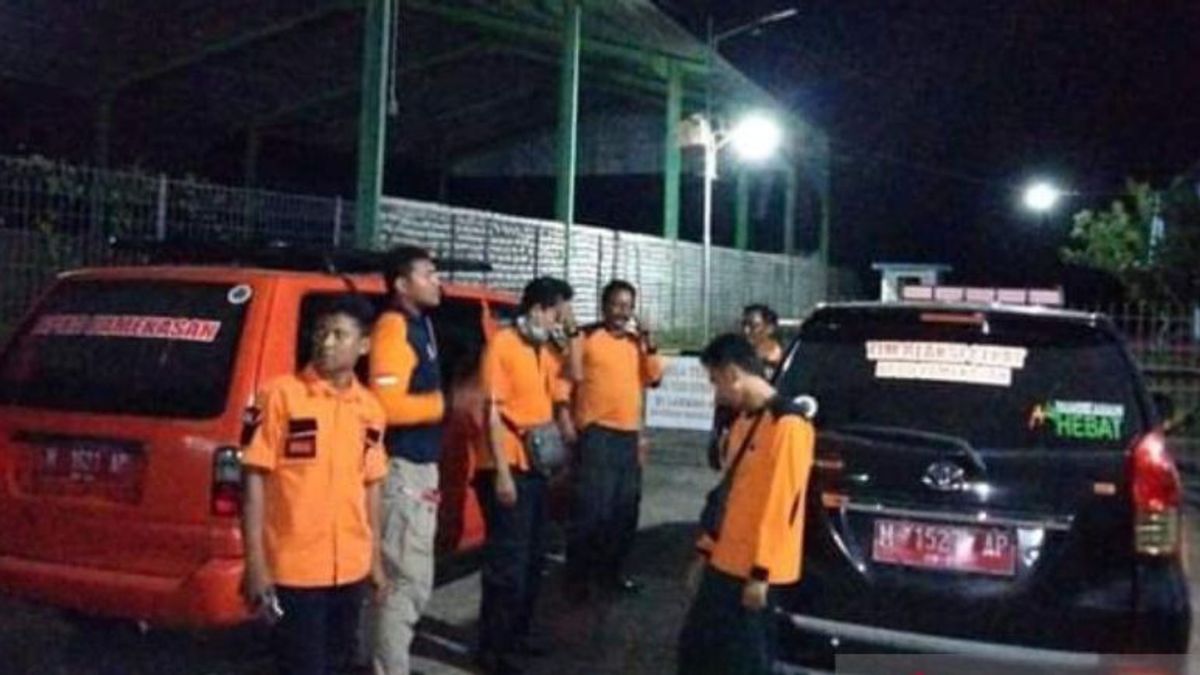 BPBDパメカサン、モーターボート衝突の被害者を避難