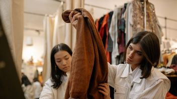 6 Tips Belanja Thrifting agar Tidak Mengecewakan 