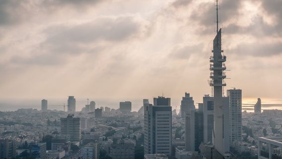 Iran Serang Israel, Sirine Dibunyikan, Rudal Beterbangan di Atas Tel Aviv