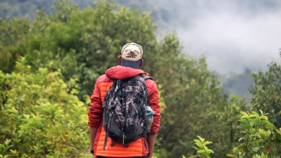 Conseil pour choisir une veste pour escalader de la montagne: Considérez votre corps jusqu’à ses fonctionnalités