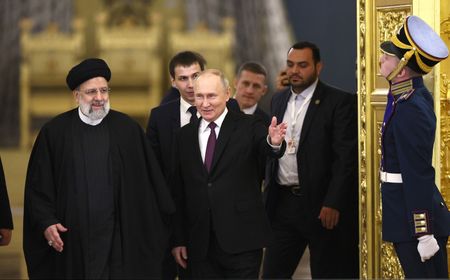 Kenang Mendiang Presiden Iran Raisi, Vladimir Putin: Seluruh Hidupnya untuk Tanah Air