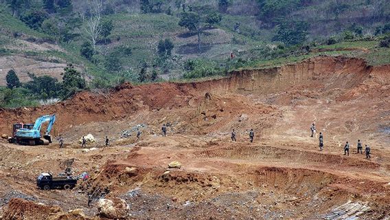 Tanah Longsor di Solok Merupakan Lokasi Tambang Ilegal