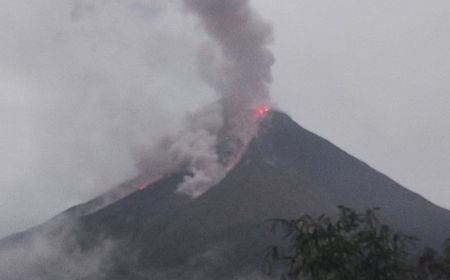 PVMBG Minta Masyarakat Patuhi Radius Bahaya Gunung Karangetang Sulut