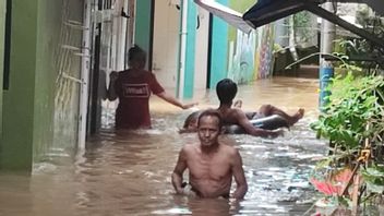 今天早上雅加达仍有27个RT被洪水淹没