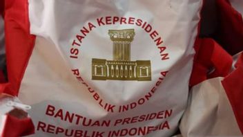Korban Bencana Tanah Datar Sumbar Terima Bantuan dari Jokowi dan Prabowo
