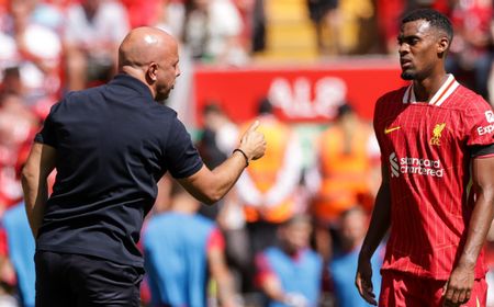 Liverpool vs Brentford: Arne Slot Siap Jalani Debut Kompetitif di Anfield