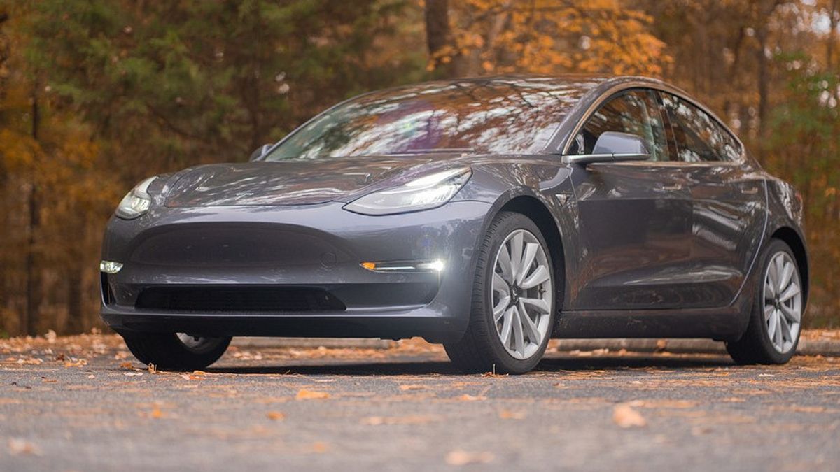 Tesla Tarik Lagi 24 Ribu Produknya di AS karena Kesalahan di Sabuk Pengaman