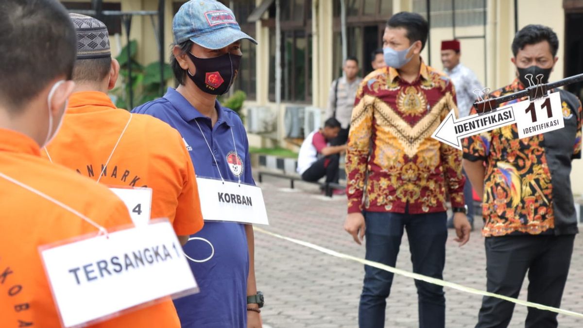 Cilegon Police Satreskrim Holds Reconstruction Of Cases Of Persecution Of Dead Detainees
