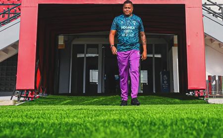Sisa Tujuh Laga, Persik Kediri Kembali Gaet Divaldo Alves sebagai Pelatih