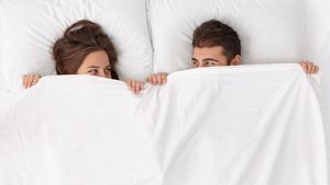 4 Teknik Penetrasi untuk Mencapai Klimaks yang Harus Diketahui Pasangan Suami Istri