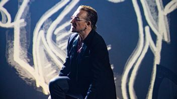 Pergerakan Politik Bono d Mata Sahabatnya The Edge