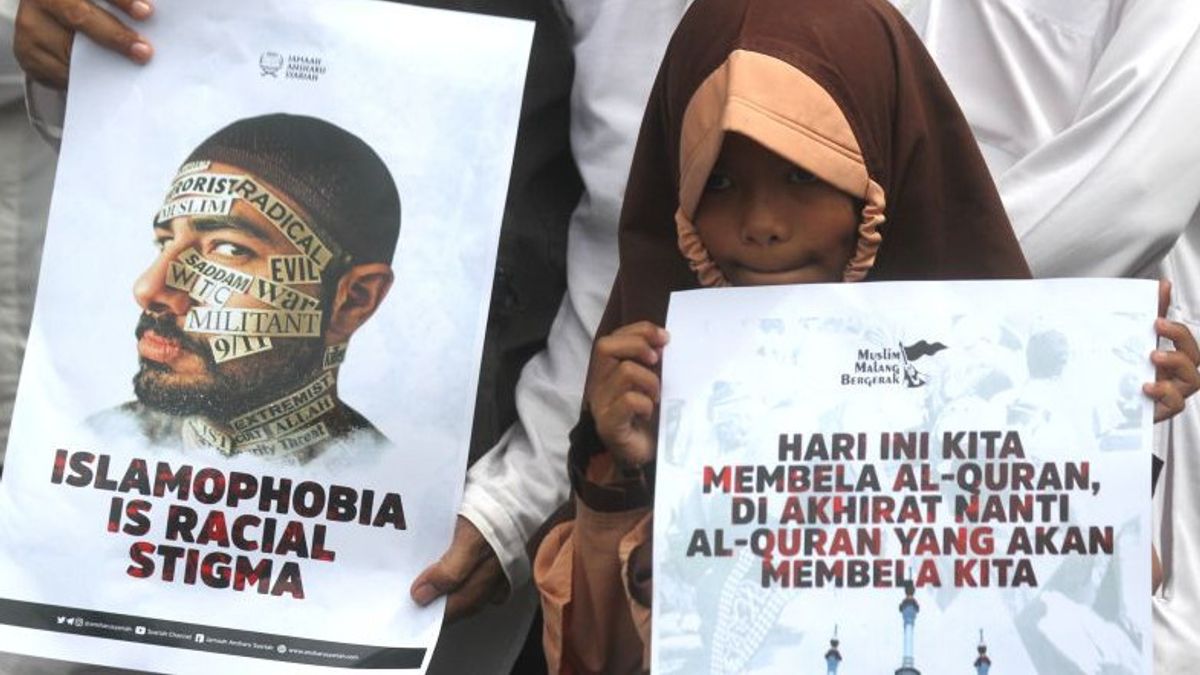 Uni Eropa Sebut Pembakaran Al Quran Tindakan Provokasi