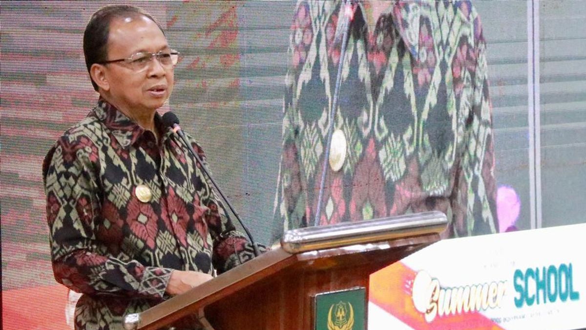 Gubernur Koster Sebut Kunjungan Turis Asing ke Bali Capai 5 Ribu Orang per Hari 