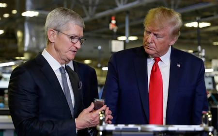 CEO Apple Sumbangkan Dana Rp16,2 Miliar untuk Pelantikan Donald Trump