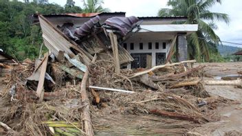 Après la phase de réhabilitation, le ministère de la Santé promet de prendre soin des victimes de la catastrophe de Sumatra