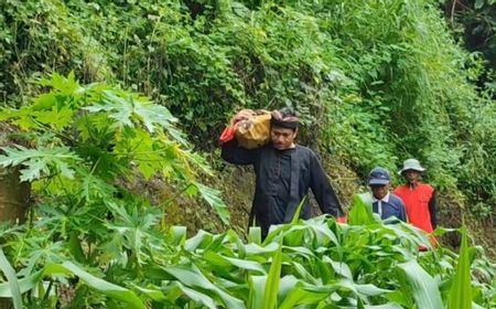 Warga Adat Ponorogo Gelar Sedekah Bumi Jelang Musim Tanam Tiba