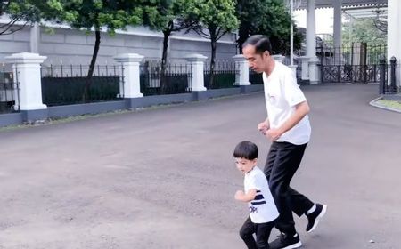 Serunya Jokowi-Jan Ethes, Video Call Hampir Tiap Malam