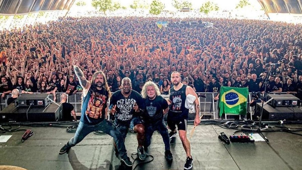 Sepultura Holds World Tour As A Farewell To The 40th Anniversary Of Work