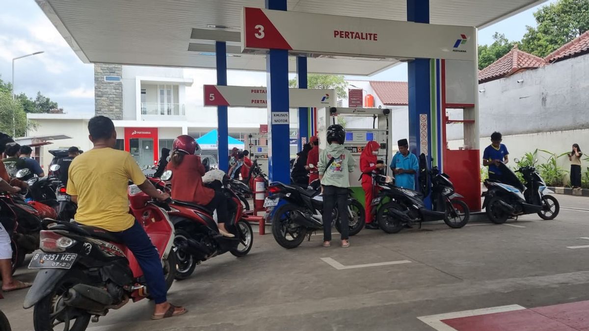 Good News, 1,022 Ojol Drivers Receive Vouchers Of Fuel Worth IDR 200 Thousand