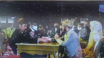 伊贾布·喀布尔 顺利地，安瓦尔·乌斯曼正式成为伊达亚蒂的丈夫，佐科·维多多总统的弟弟