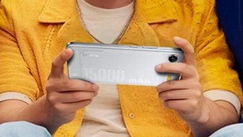 Realme Siapkan Ponsel dengan Baterai Raksasa 15.000mAh, Tahan 50 Jam Streaming