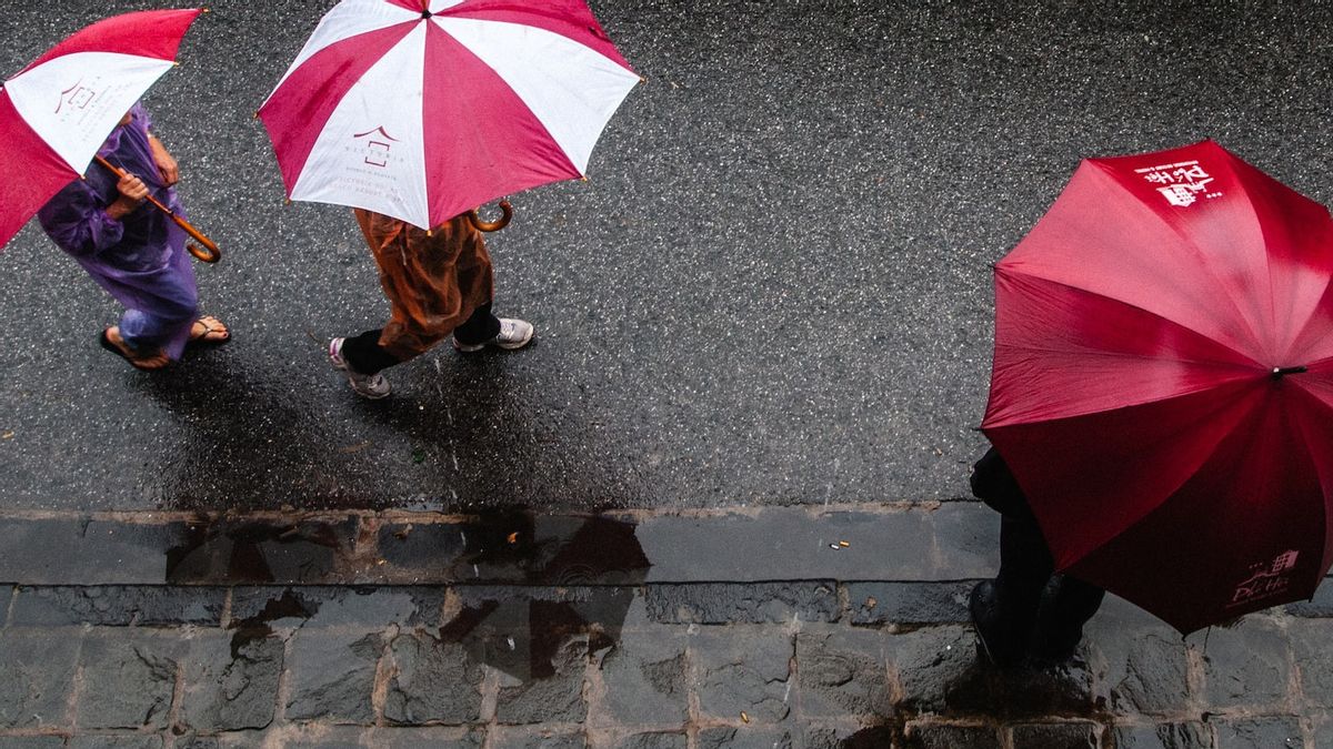 2月18日(土)ジャカルタの不均一な雨