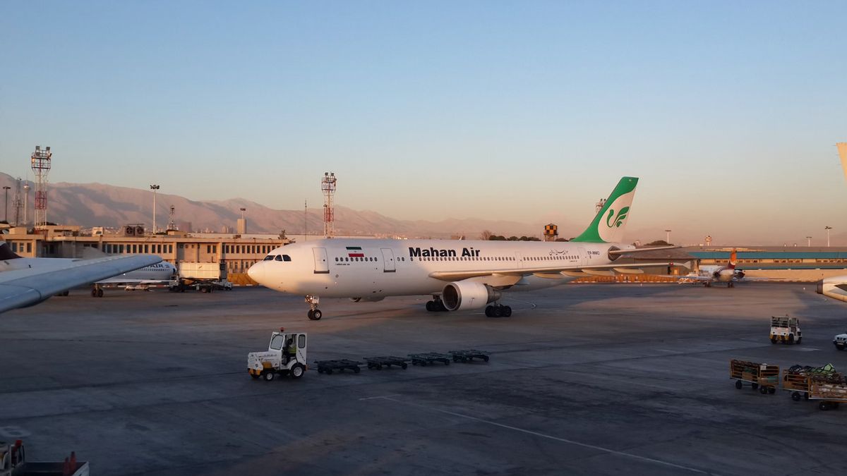 Bandara Mehrabad Teheran Terbakar Pagi Ini, Iran Aktifkan Sistem Pertahanan Cegat Rudal Israel