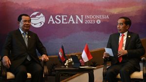 Bertemu PM Hun Sen, Jokowi Sampaikan Indonesia Ingin Terlibat Proyek Infrastruktur di Kamboja