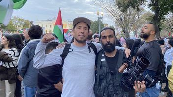 When Zack De La Rocha Attends Palestine Pro Parade Instead Of Rock N Rol Hall Of Fame