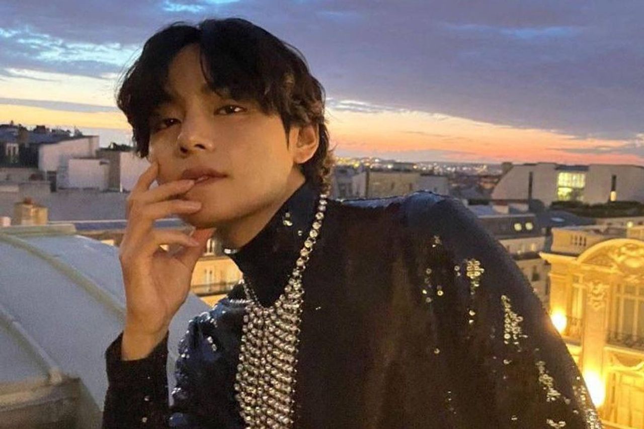 Netizens shocked by BTS Kim Taehyung's no-makeup photoshoot with
