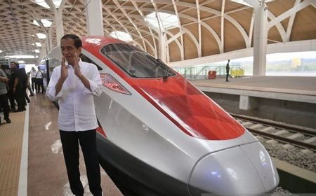 Jokowi Tempuh Halim-Padalarang 26 Menit Menggunakan Whoosh KCJB