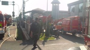 Gudang Logistik di Lantai 2 RS Pengayoman Cipinang Terbakar, 28 Pasien Napi Dievakuasi