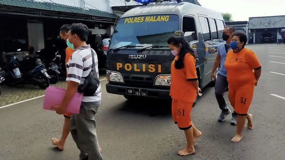 Malang Police Handover 3 Fake Prosecutors Suspects To The Prosecutor