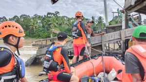 Cari Warga Tenggelam di Sungai Batang Hari, SAR Perluas Area Pencarian Sejauh 20 Km