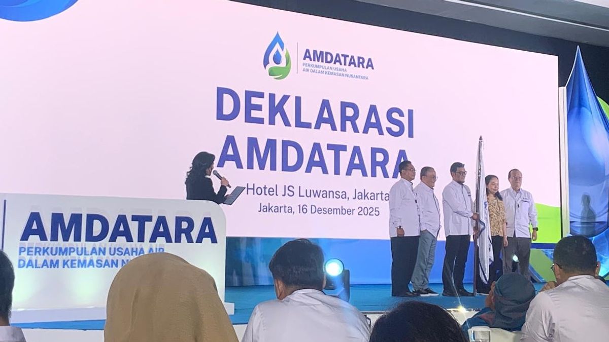 Deklarasi Resmi AMDATARA: Rumah Baru untuk Kemajuan Industri Air Minum Dalam Kemasan di Indonesia