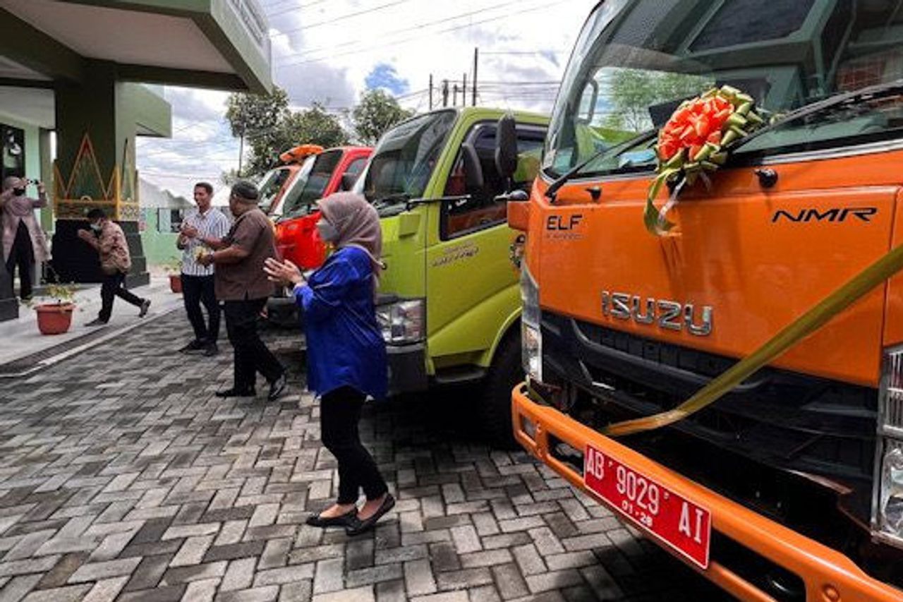 1日35トンの廃棄物、ジョグジャカルタ市政府が42台の稼働中の車を追加