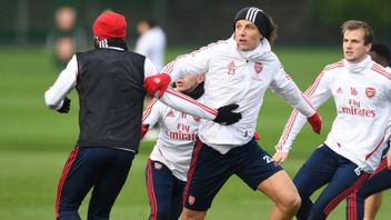 Arsenal Players Return To Training Under Tight Limits