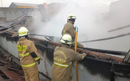 Dua Ruang Kelas di SMA Pasir Muncang Cisoka Terbakar, Kerugian Capai Ratusan Juta Rupiah