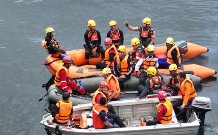 Tim Gabungan Agam Terus Cari Nelayan Tenggelam di Danau Maninjau