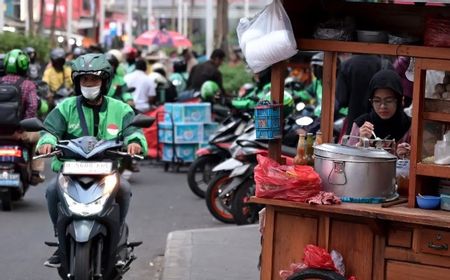 Deflasi Lima Bulan Berturut-turut karena Masyarakat Tak Punya Uang untuk Belanja